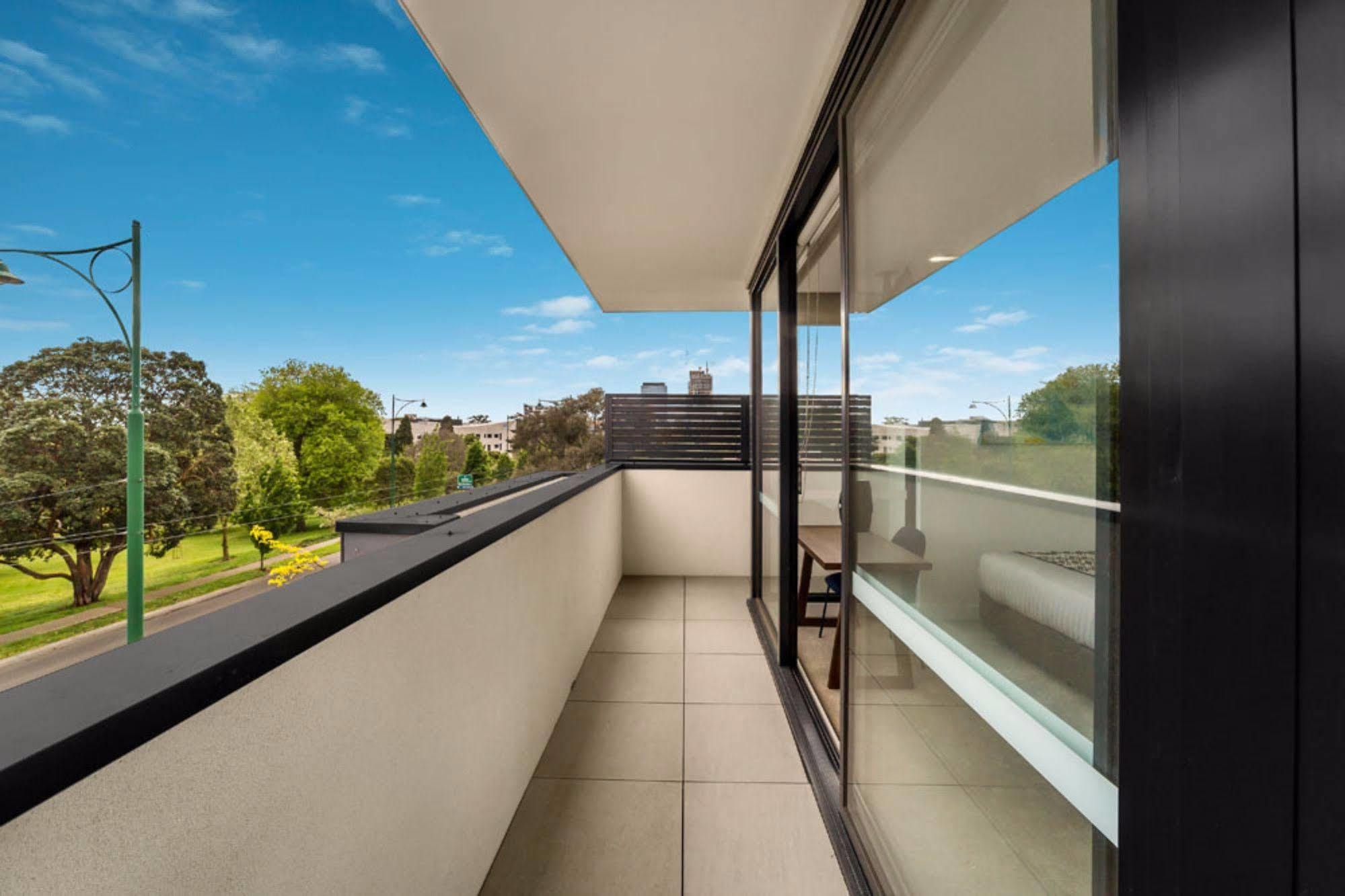בוקס היל Whitehorse Apartments Hotel מראה חיצוני תמונה